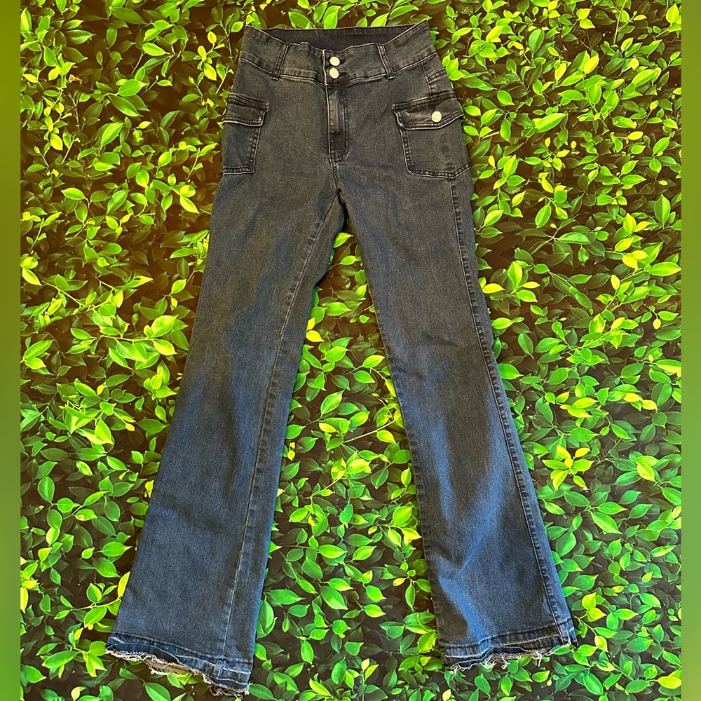 Size 2 SHEIN Bootcut Jeans with Distressed Bottom